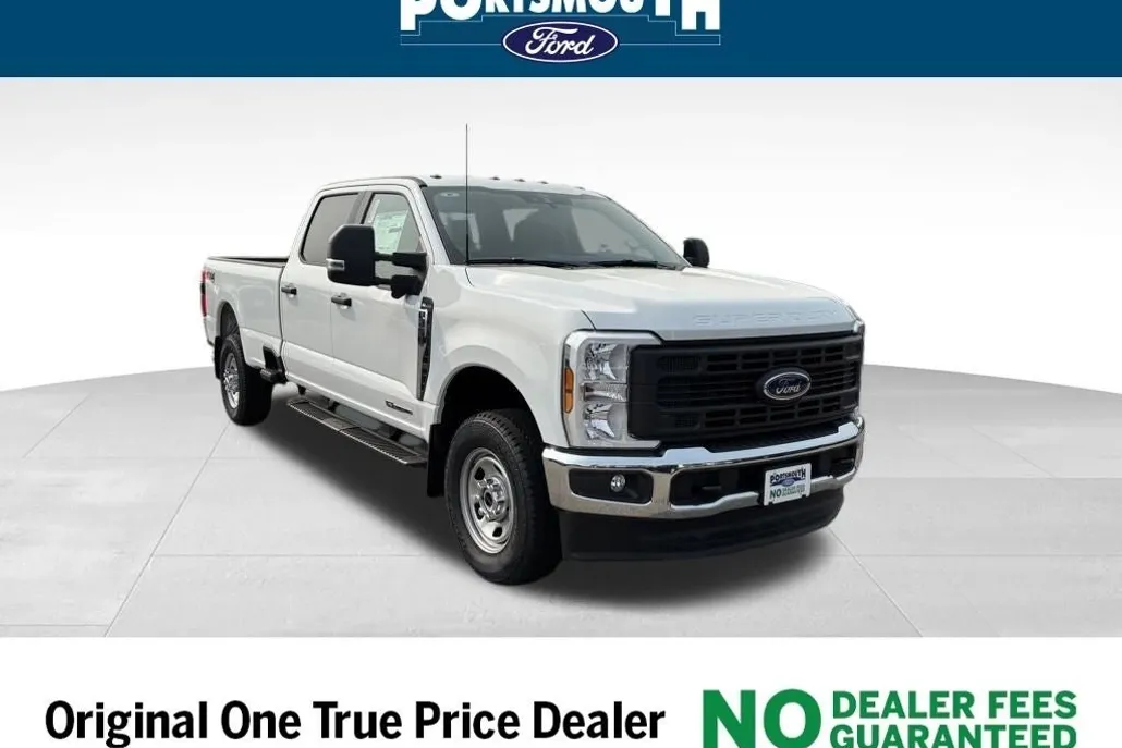 2025 Ford F-350 photo 1