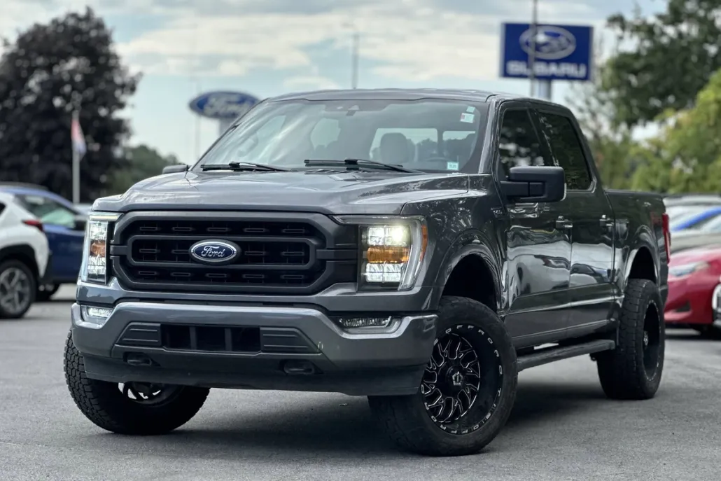 2021 Ford F-150 XLT photo 1