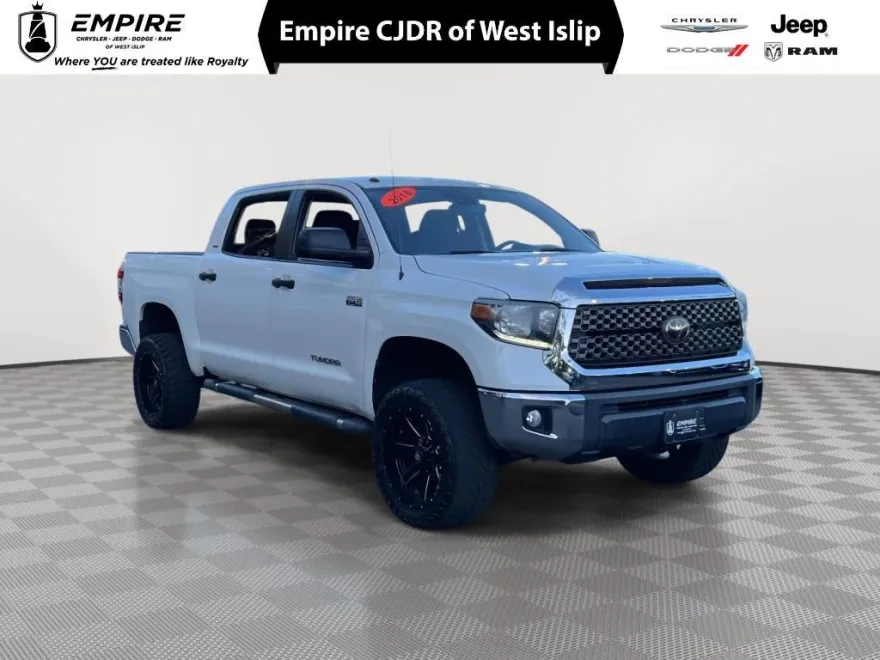 2018 Toyota Tundra SR5 photo 1