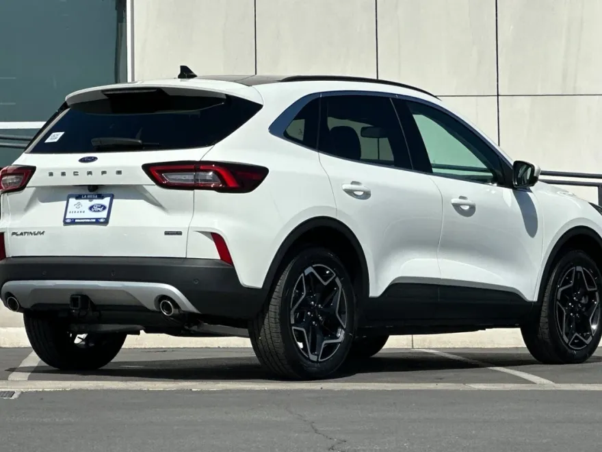 2025 Ford Escape Platinum photo 1