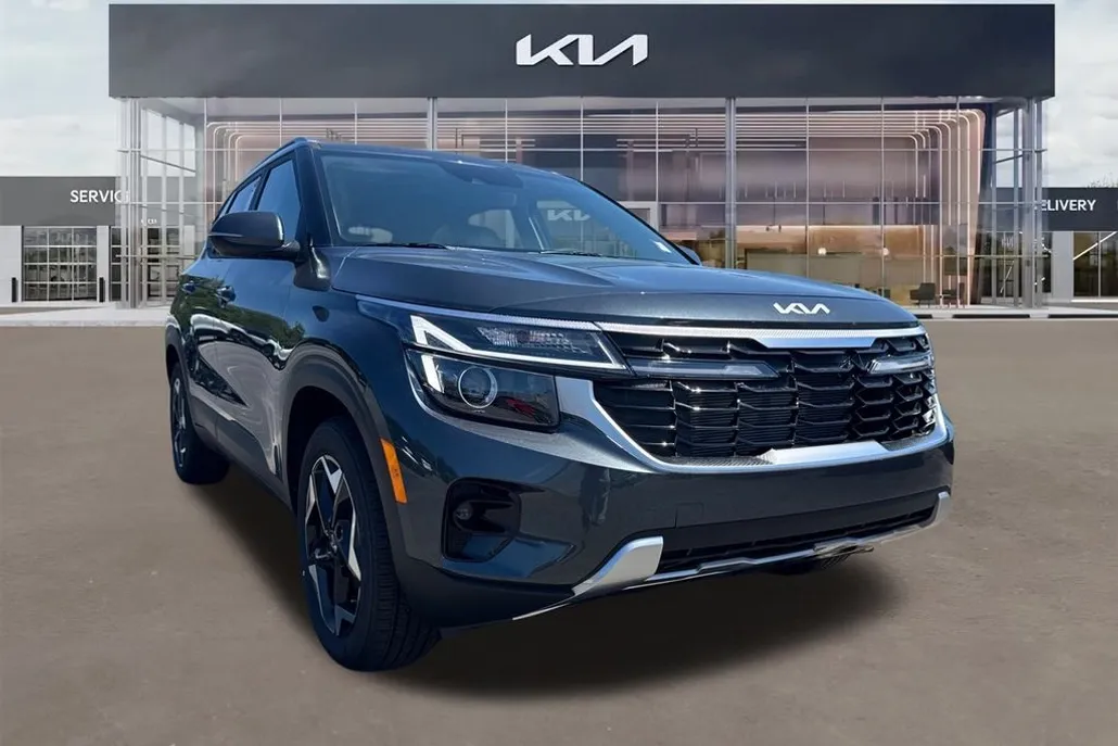 2026 Kia Seltos S photo 1