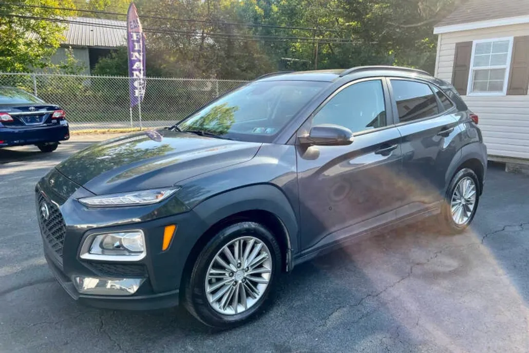 2019 Hyundai Kona SEL photo 1