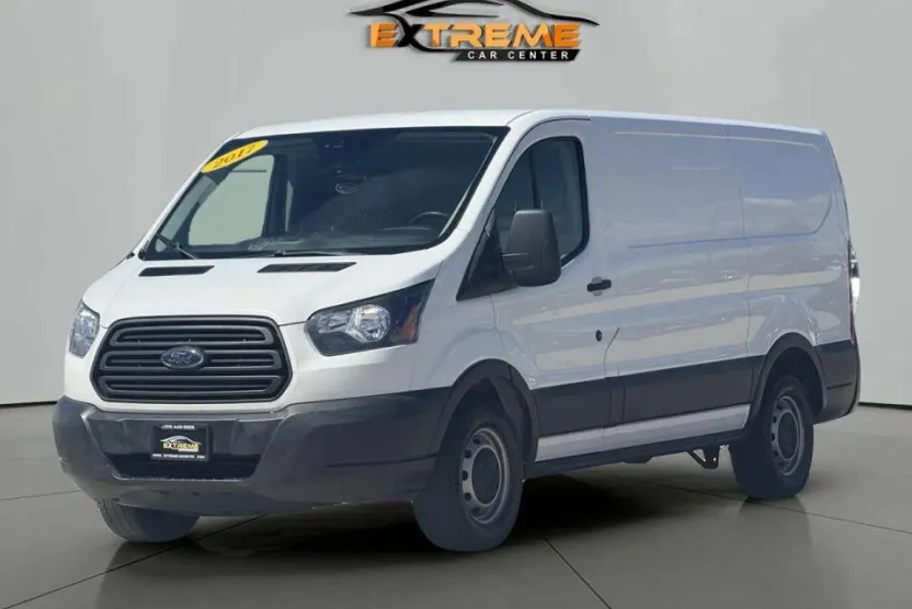 2017 Ford Transit photo 1