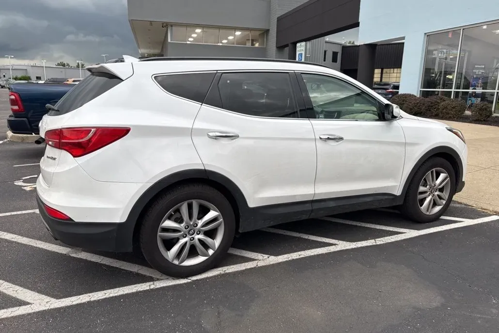 2014 Hyundai Santa Fe Sport GLS photo 1