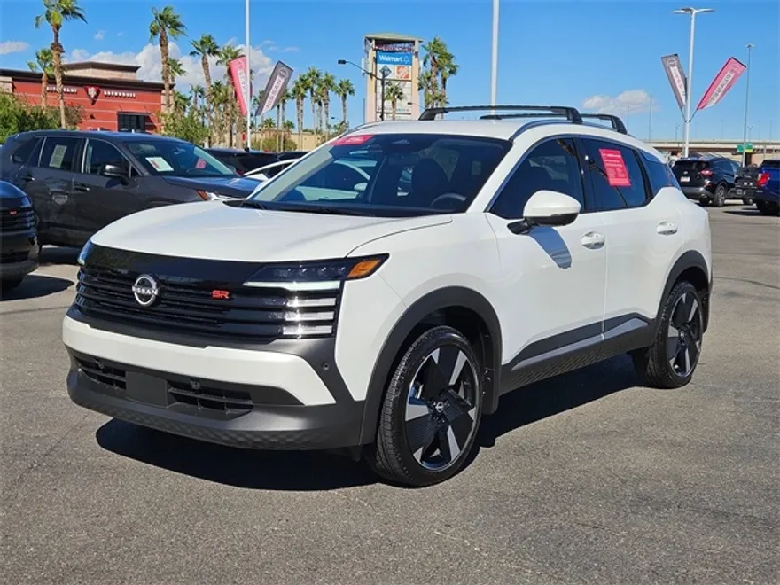 2025 Nissan Kicks SR photo 1