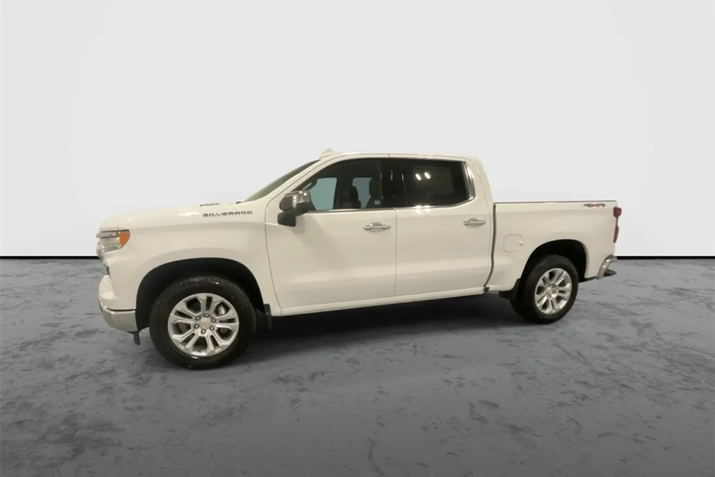 2026 Chevrolet Silverado 1500 LTZ photo 1