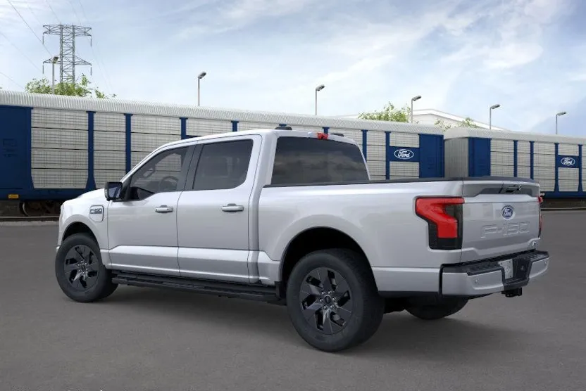 2025 Ford F-150 Lightning photo 1