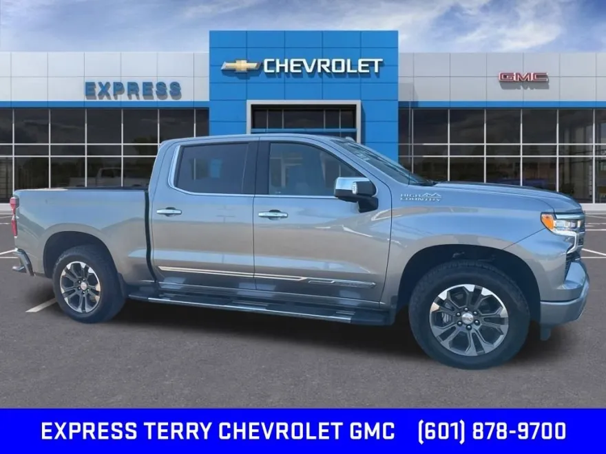 2024 Chevrolet Silverado 1500 High Country photo 1