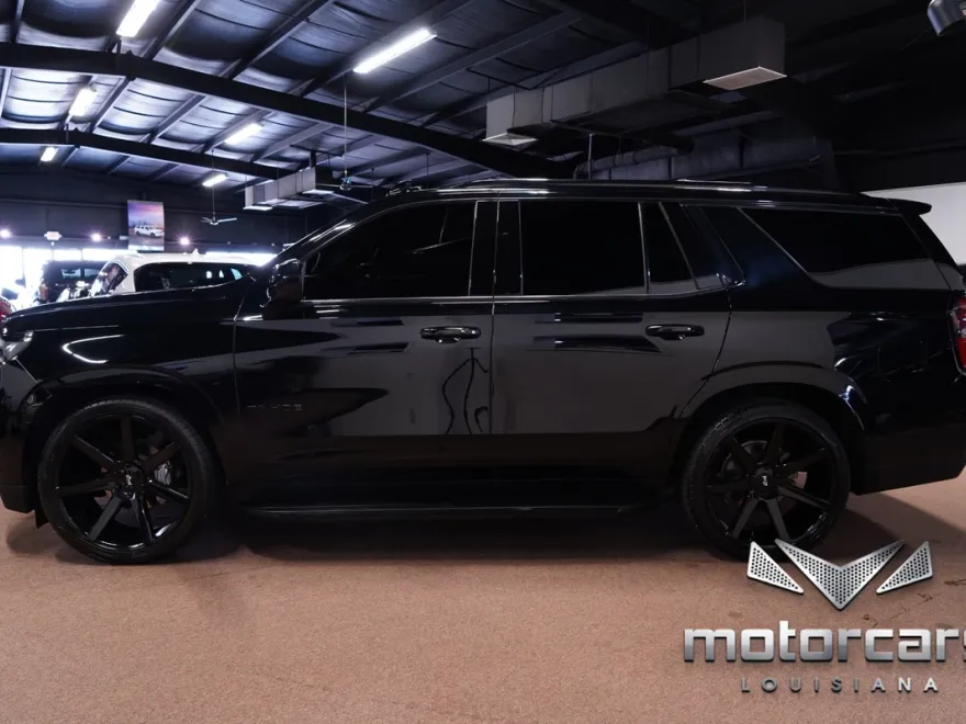 2021 Chevrolet Tahoe RST photo 1