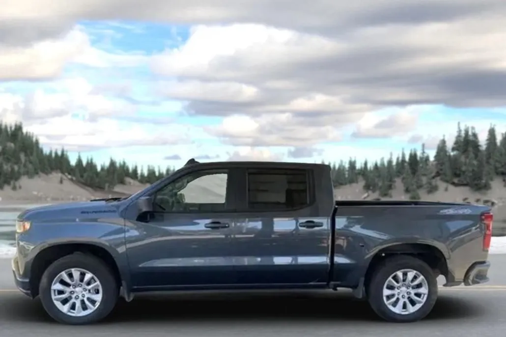 2021 Chevrolet Silverado 1500 Custom photo 1