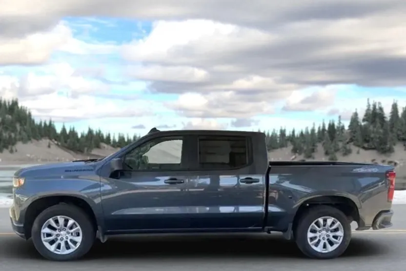 2021 Chevrolet Silverado 1500 Custom photo 1