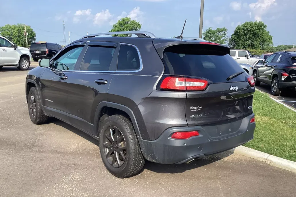2017 Jeep Cherokee Latitude photo 1