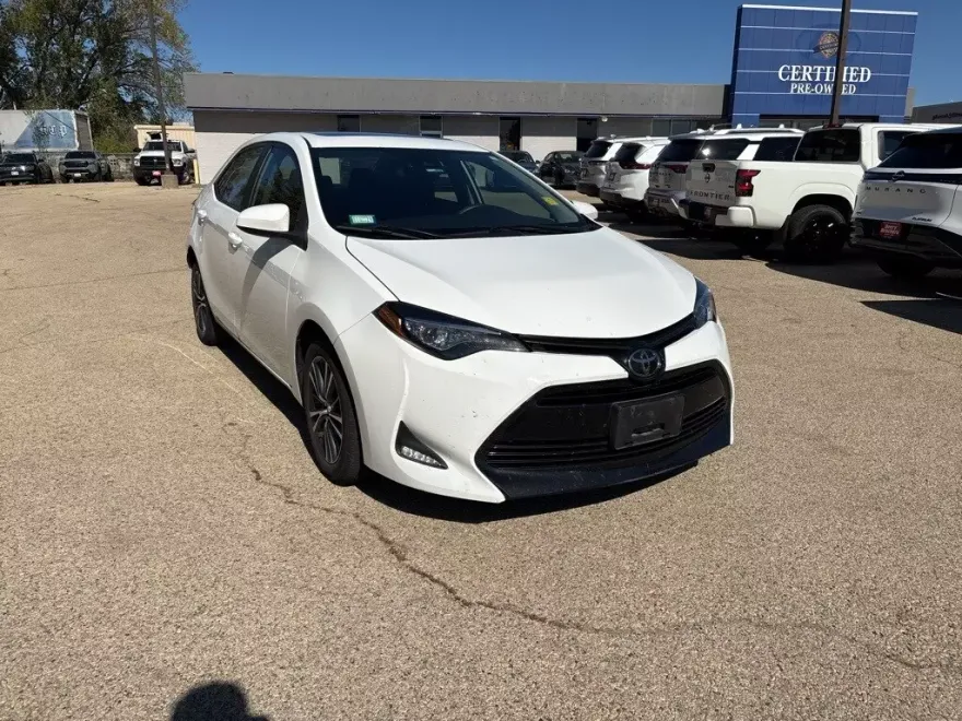2019 Toyota Corolla XLE XSE photo 1