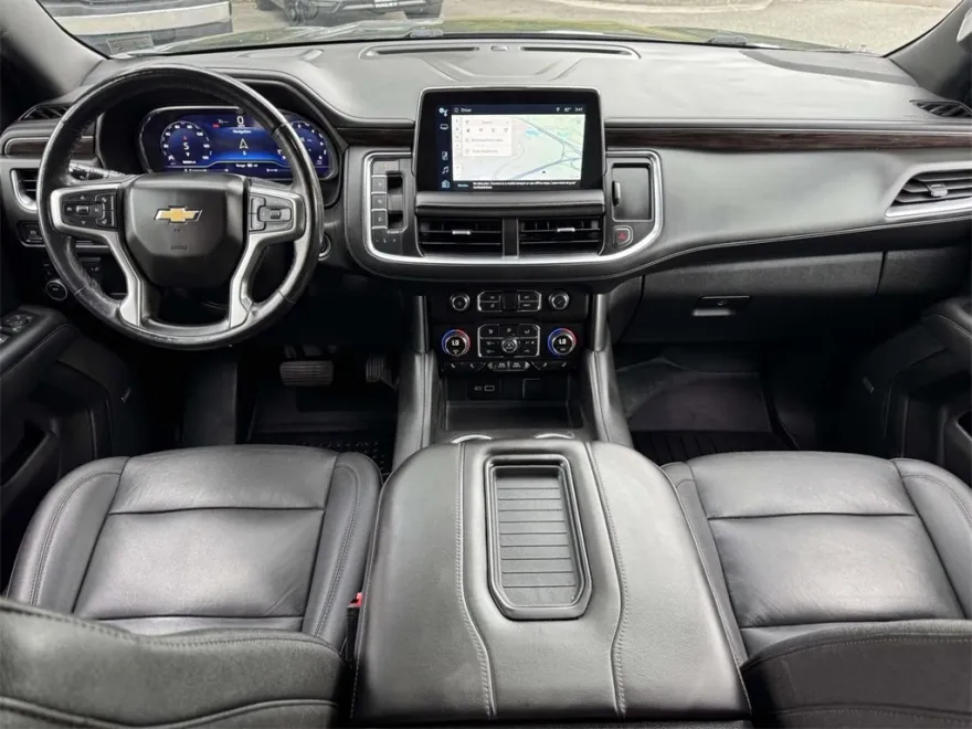 2022 Chevrolet Tahoe LT photo 1