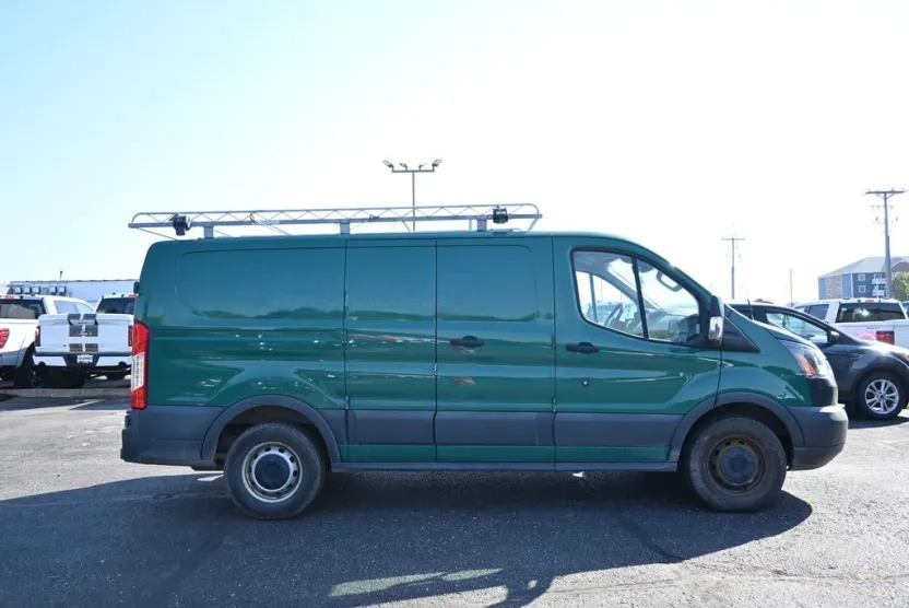 2017 Ford Transit photo 1
