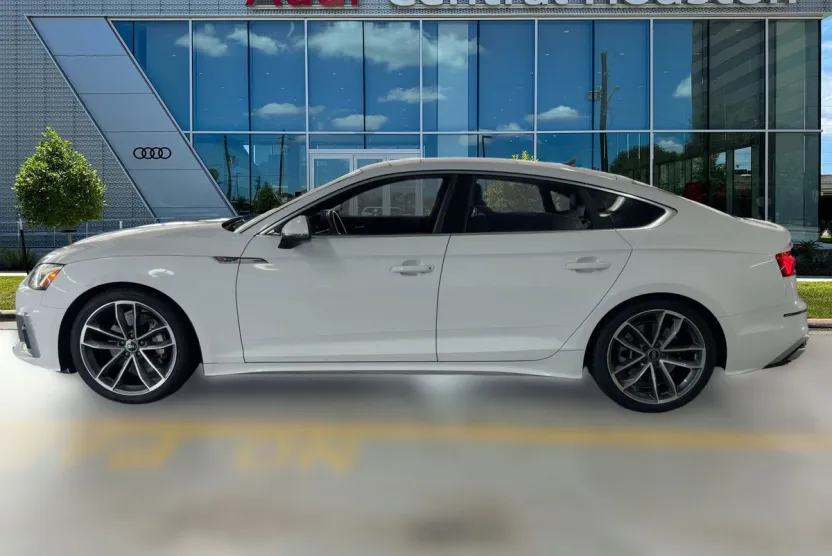 2023 Audi A5 S line Quattro Premium Plus photo 1