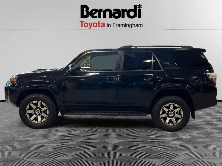 2022 Toyota 4Runner TRD Premium photo 1