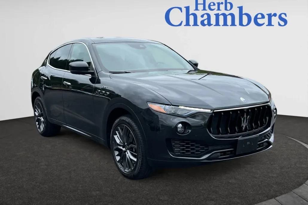 2024 Maserati Levante GT photo 1