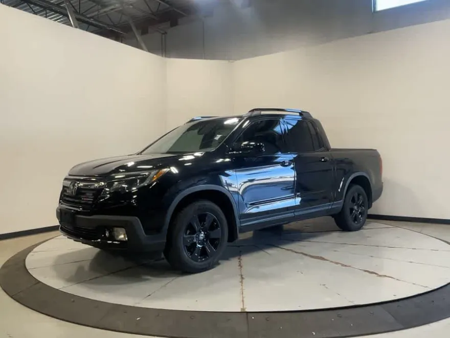 2020 Honda Ridgeline Black Edition photo 1