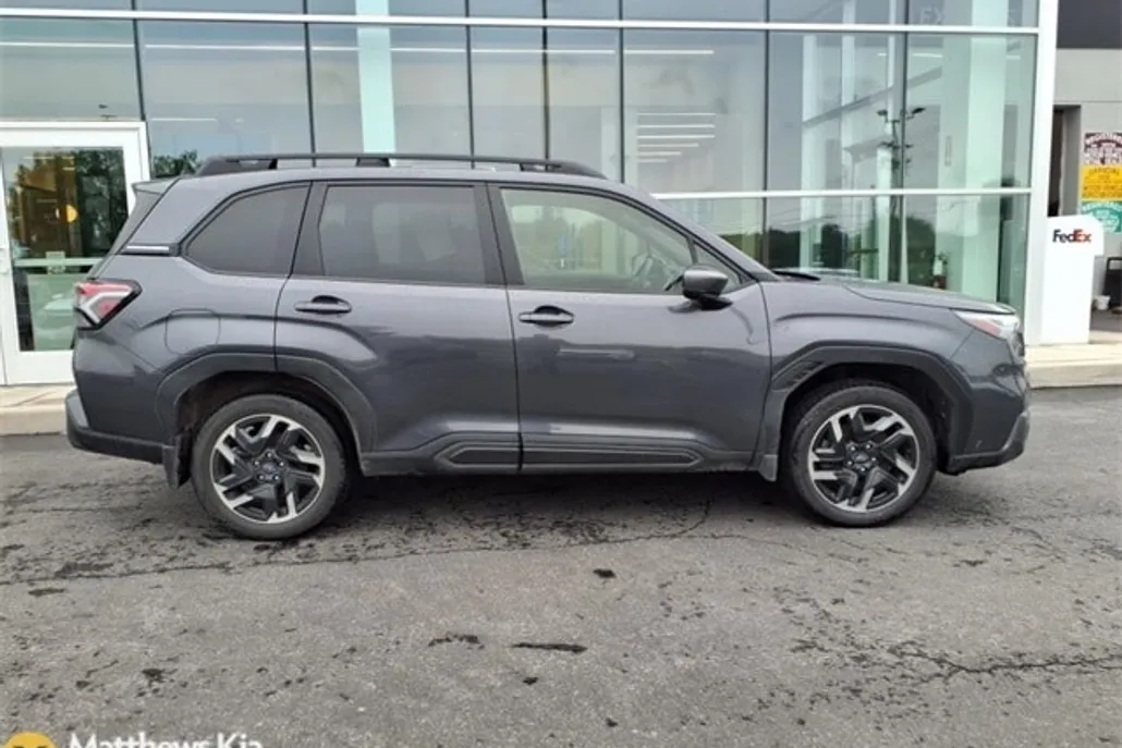 2025 Subaru Forester Limited photo 1
