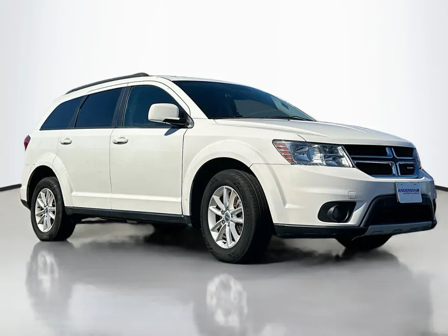 2016 Dodge Journey SXT photo 1