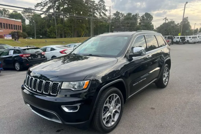 2021 Jeep Grand Cherokee Limited Sport photo 1