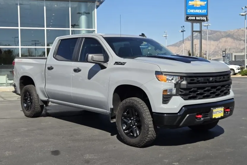 2024 Chevrolet Silverado 1500 Custom Trail Boss photo 1