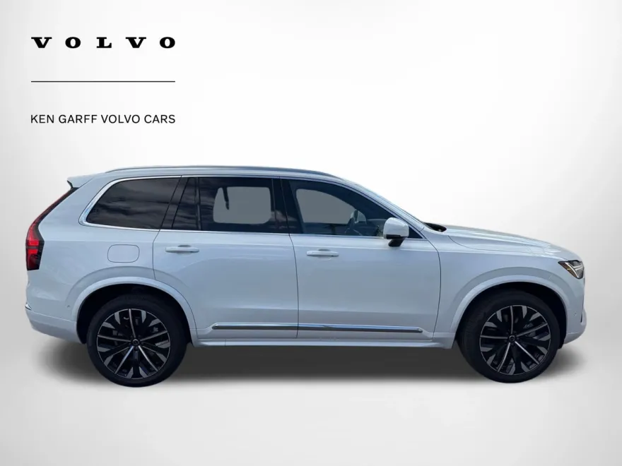 2026 Volvo XC90 Plus photo 1