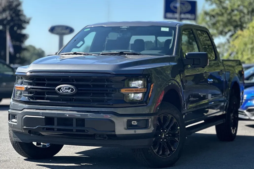 2025 Ford F-150 XLT photo 1