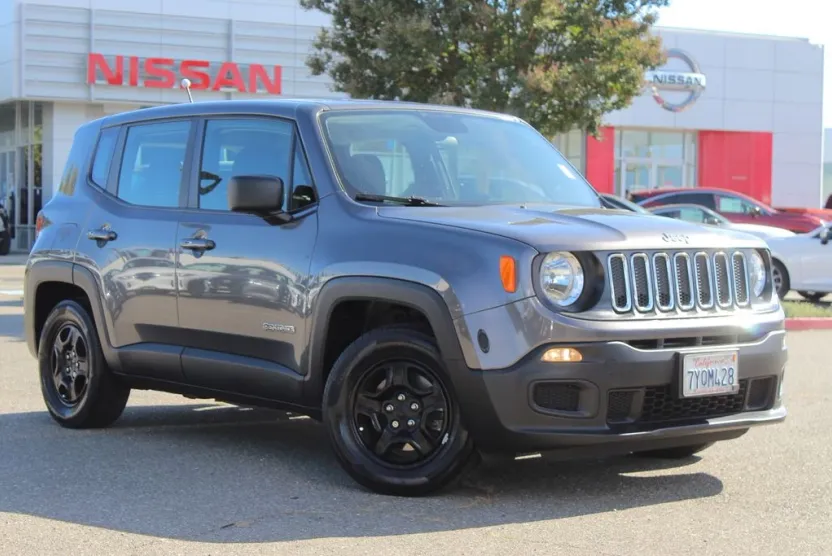 2017 Jeep Renegade Sport photo 1