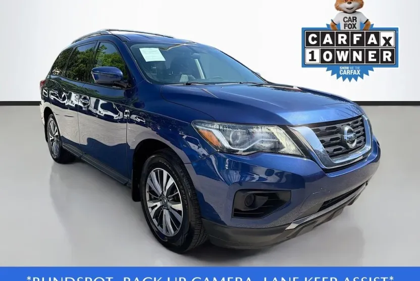 2020 Nissan Pathfinder S photo 1