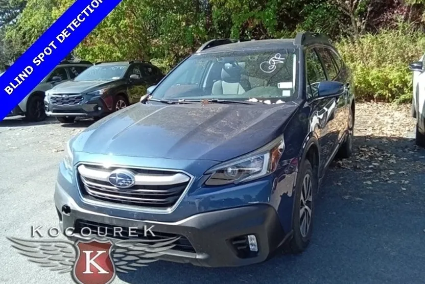 2021 Subaru Outback Premium photo 1