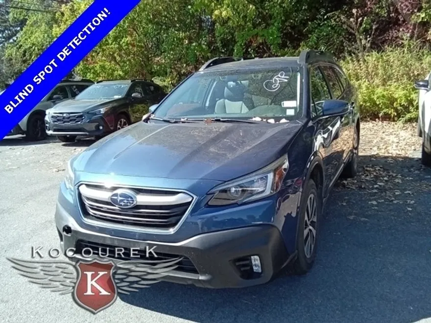 2021 Subaru Outback Premium photo 1
