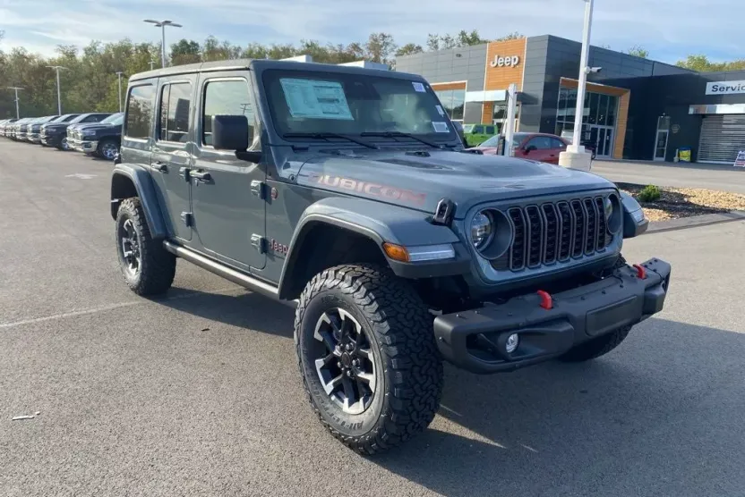 2025 Jeep Wrangler Rubicon X photo 1