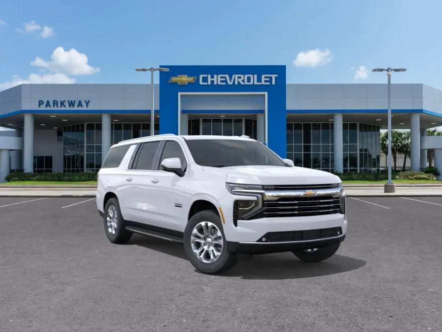 2025 Chevrolet Suburban LT photo 1