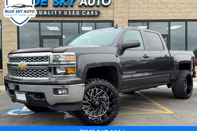 2015 Chevrolet Silverado 1500 LT photo 1