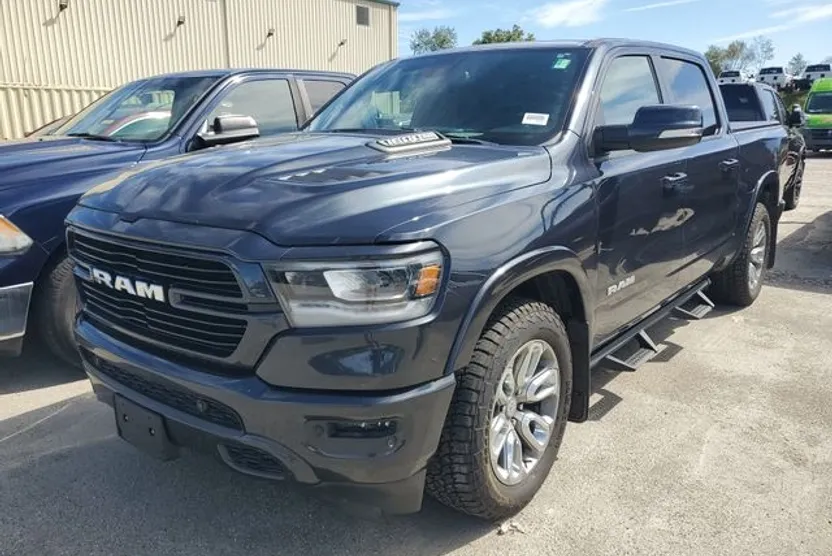 2020 Ram 1500 Laramie photo 1