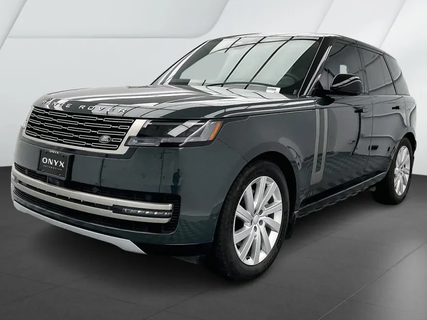 2024 Land Rover Range Rover SE photo 1