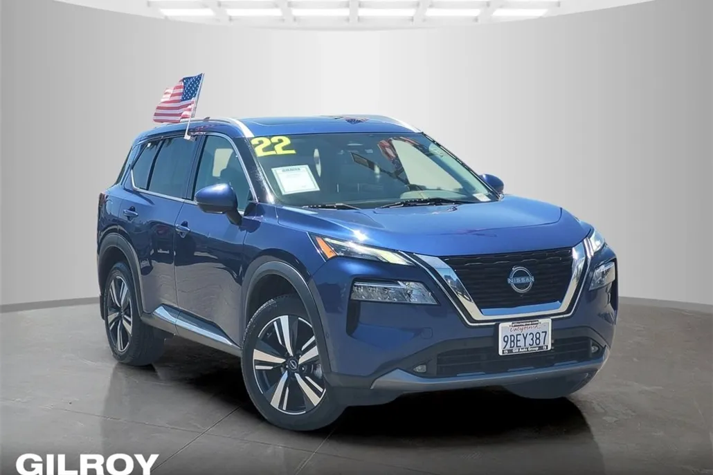 2022 Nissan Rogue SL photo 1