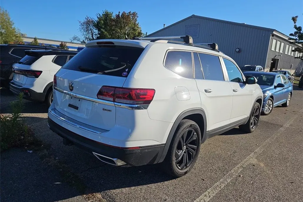 2022 Volkswagen Atlas V6 SE Technology photo 1