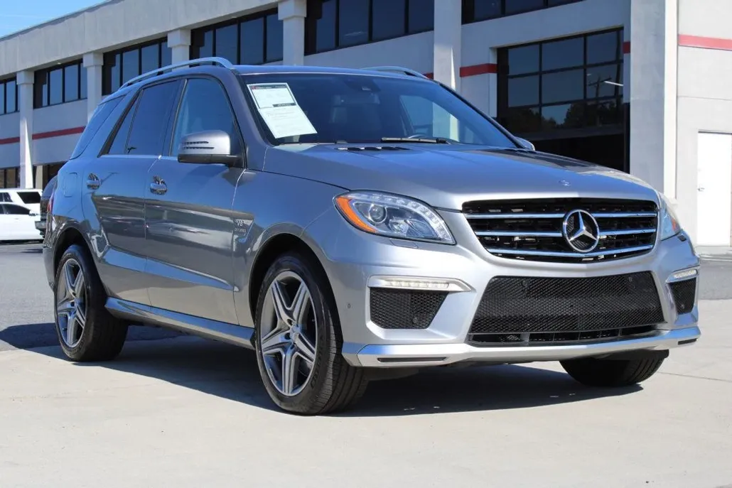 2013 Mercedes Benz ML 63 AMG photo 1