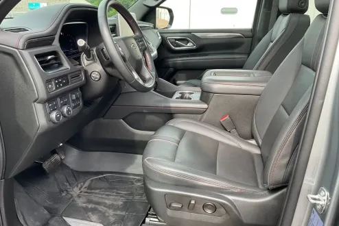 2023 Chevrolet Tahoe RST photo 1