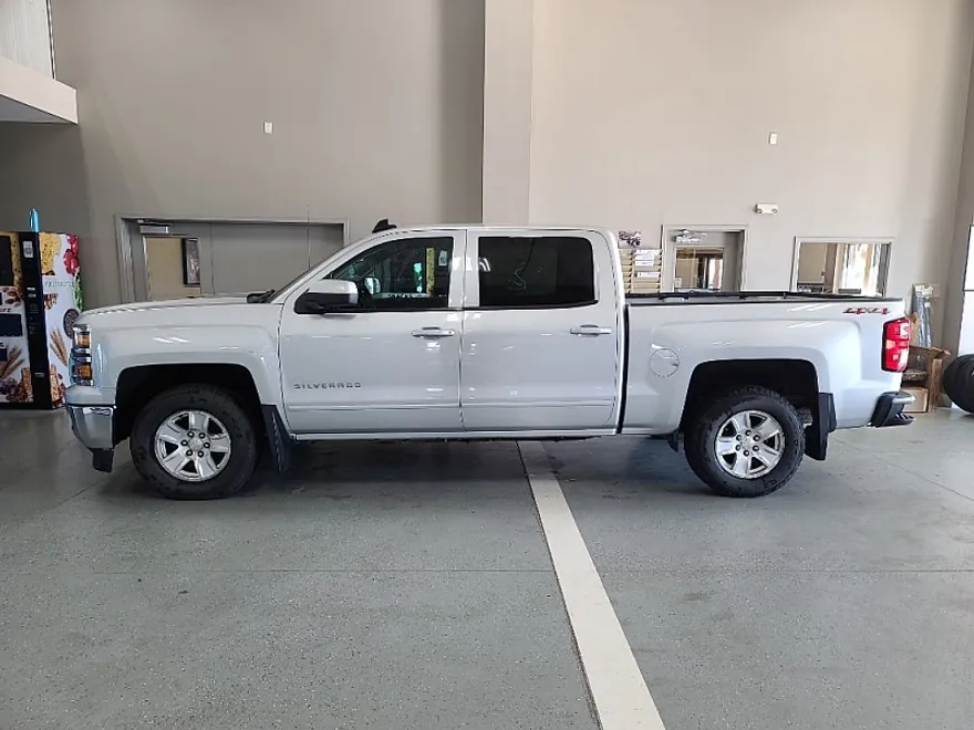 2015 Chevrolet Silverado 1500 LT photo 1