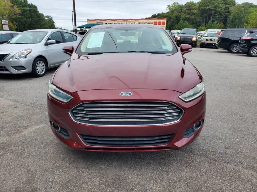 2014 Ford Fusion Hybrid SE photo 1