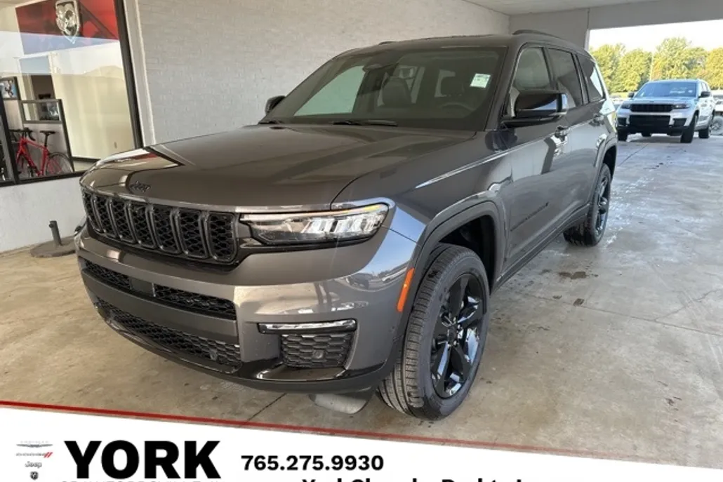 2025 Jeep Grand Cherokee Limited photo 1