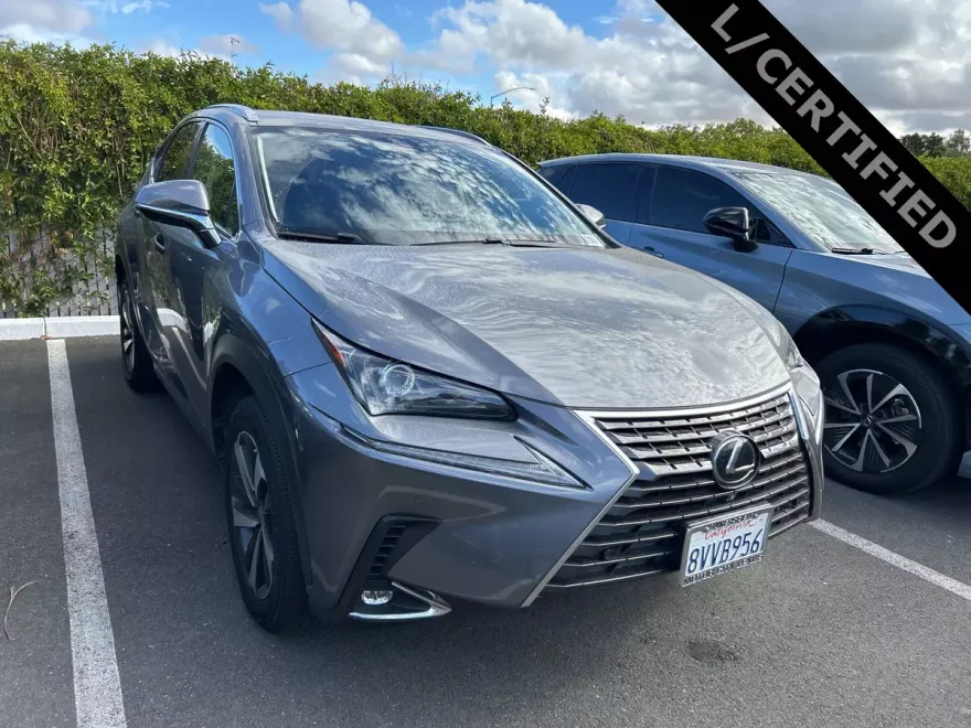 2021 Lexus NX 300 photo 1