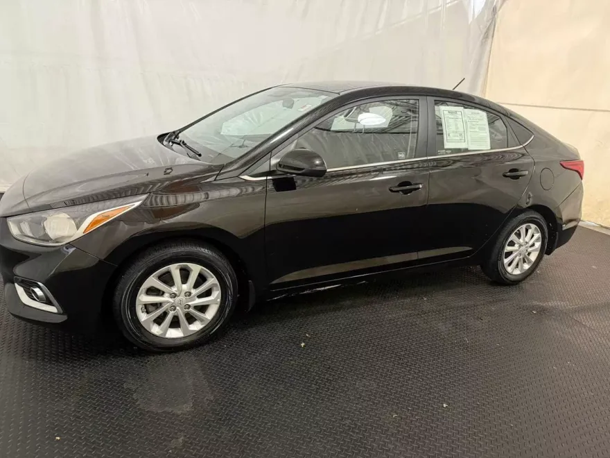 2020 Hyundai Accent SEL photo 1