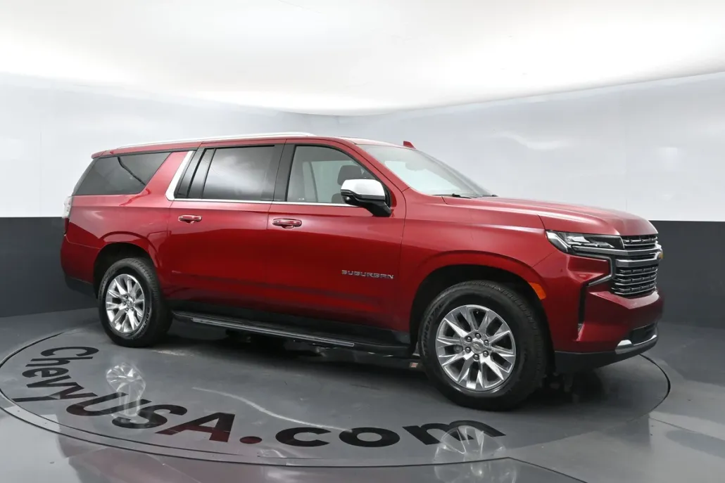 2024 Chevrolet Suburban Premier photo 1