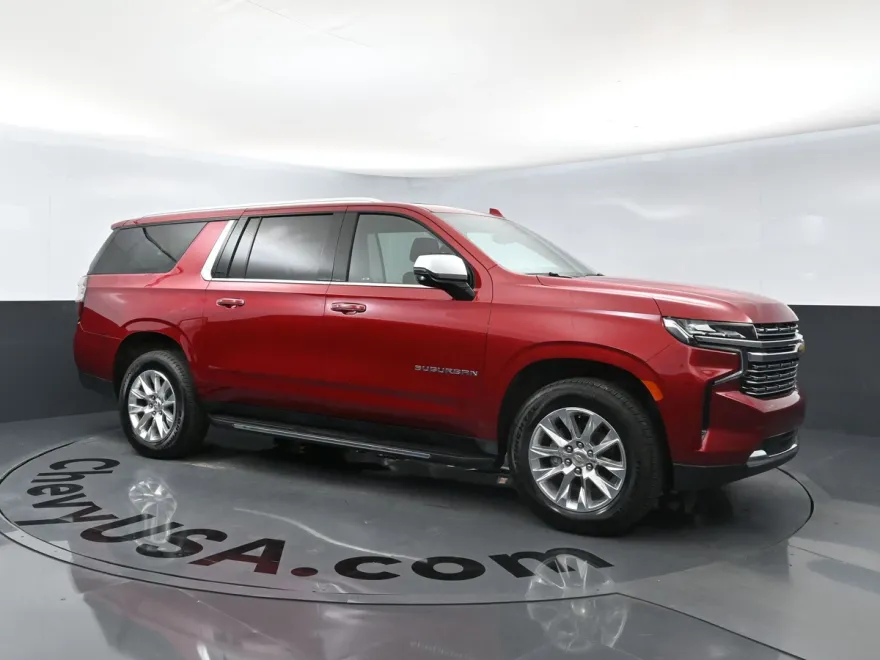 2024 Chevrolet Suburban Premier photo 1