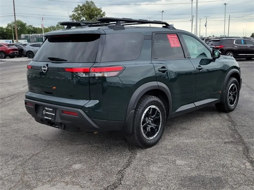 2024 Nissan Pathfinder Rock Creek photo 1